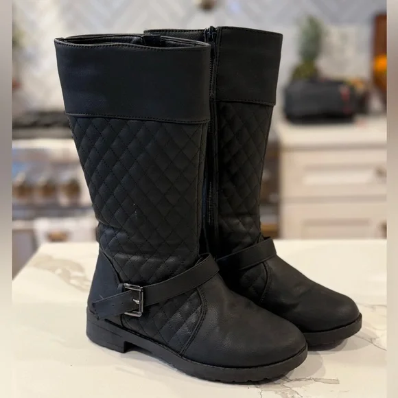 Mudd Girls Size 2 Boots - Picture 1 of 3